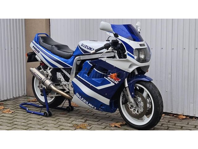 SUZUKI GSX-R 1100