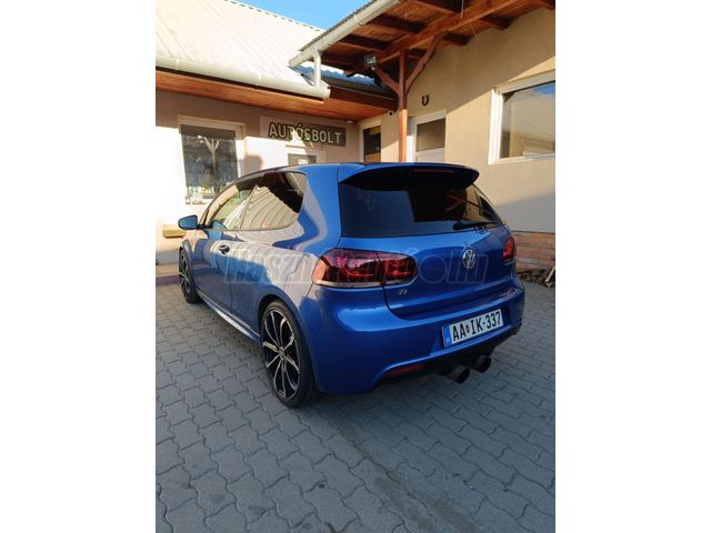 VOLKSWAGEN GOLF VI
